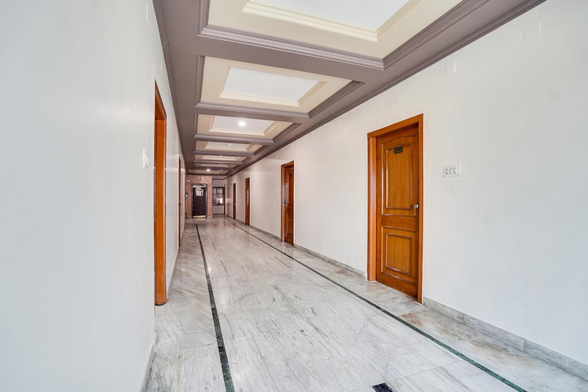 Super Collection O Paras Circle Formerly Osheen Palace Udaipur Dış mekan fotoğraf